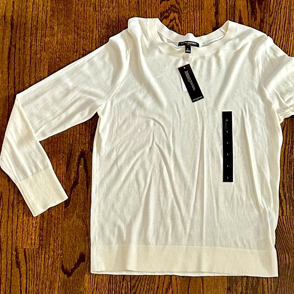 Banana Republic Light Weight Sweater